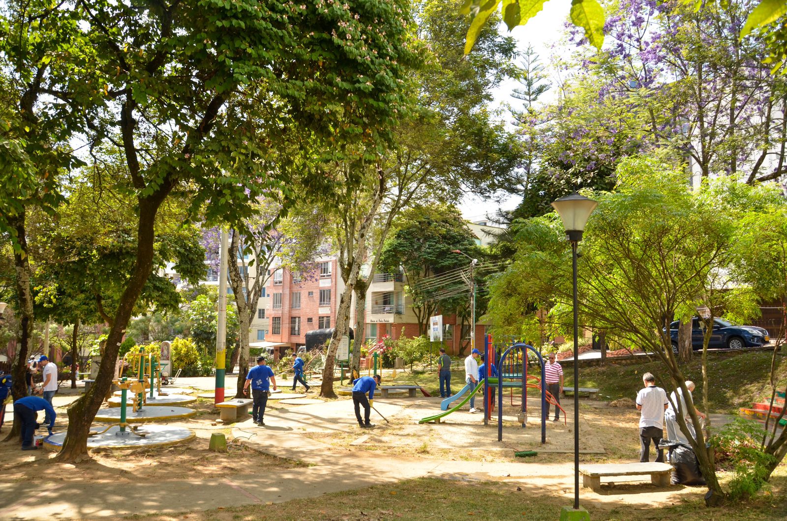 Gobierno Local y comunidad embellecieron parque del barrio Limonar Quinto sector