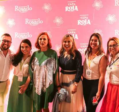 💡Por primera vez en la historia de Ibagué, AGATHA RUIZ DE LA PRADA llenó el corazón de la ciudad de color y esperanza